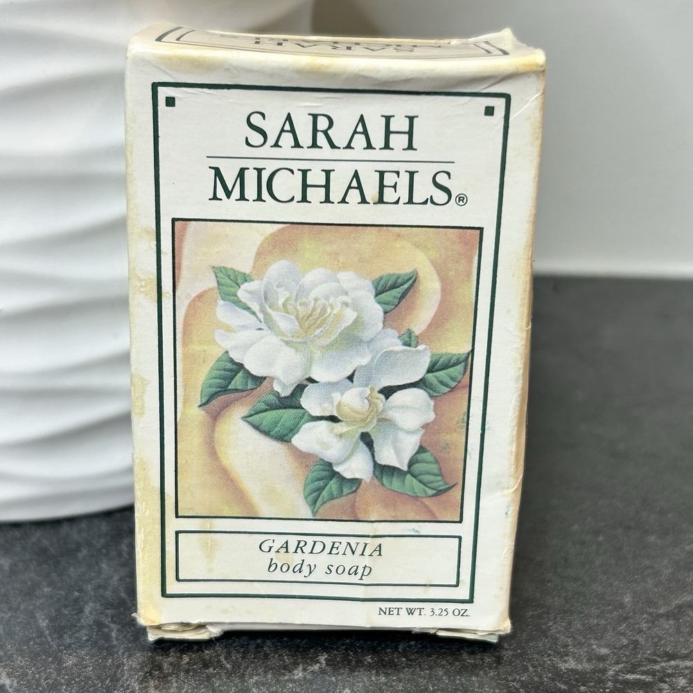 NEW 90s Sarah Michaels GARDENIA Triple‎ Milled Essential Oil Body Soap USA